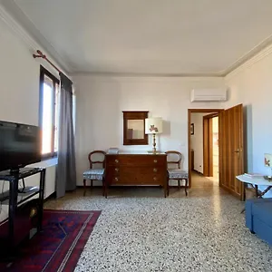  Apartament Calle San Giacomo Włochy